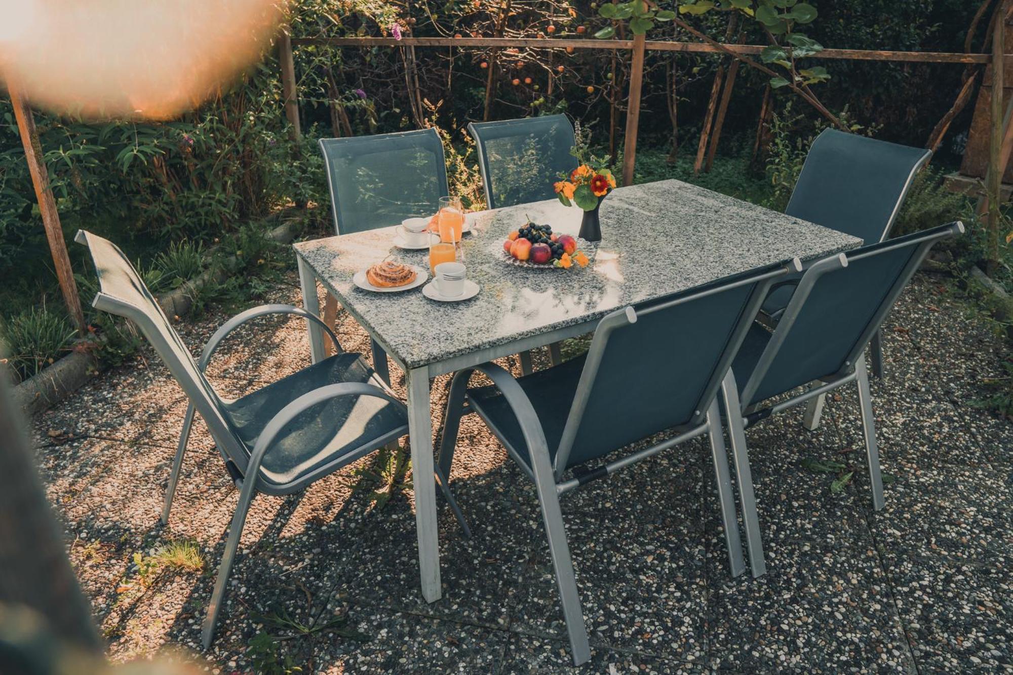 Armonia Altach, 2-6 P, 2 Schlafzimmer, Kueche, Parkplatz, Balkon, Wifi, Garten, Stellplatz Fuer Ski Exteriér fotografie